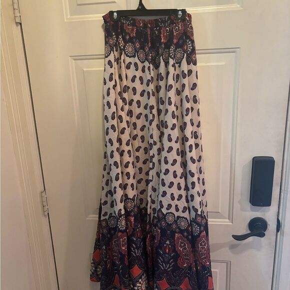Lucky & CoCo Navy and White Paisley Maxi Skirt - Picture 4 of 8